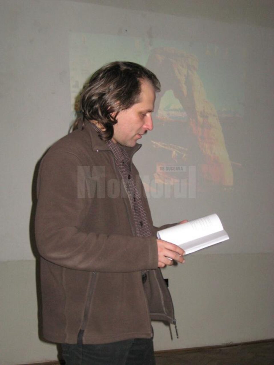 Cea de-a doua zi a Festivalului s-a desfășurat în sala de festivități a Muzeului de Istorie, sub genericul „Suceveni în Himalaya”