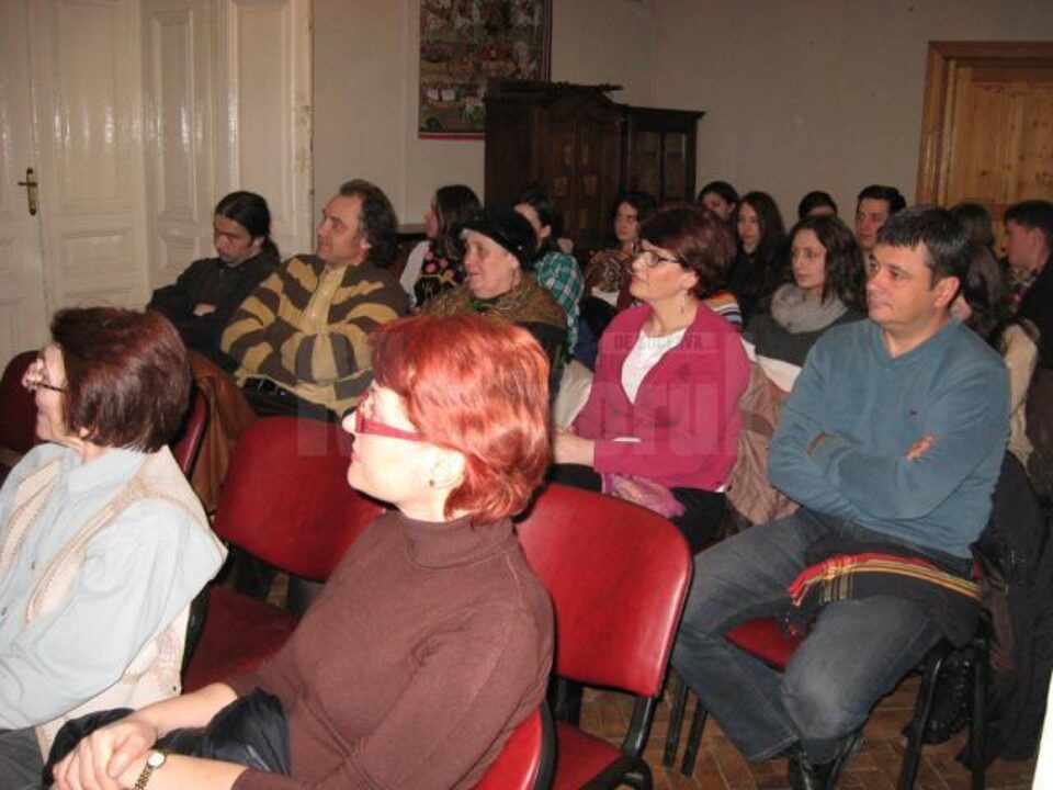 Cea de-a doua zi a Festivalului s-a desfășurat în sala de festivități a Muzeului de Istorie, sub genericul „Suceveni în Himalaya”
