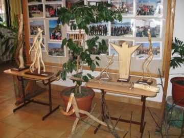 Expoziție de sculptură în lemn