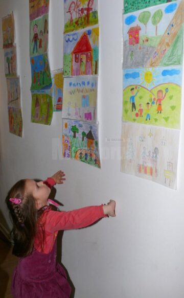 Vernisajul expoziției zonale „Universul familiei”