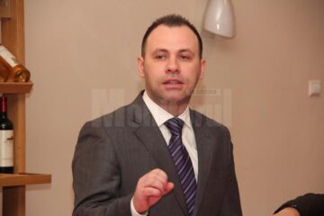 Anton, onorat de invitația FRF