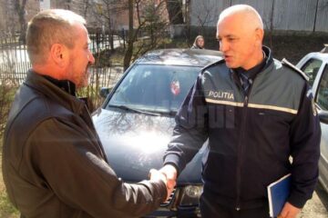 Constantin Costea și agentul șef Ștefan Boca