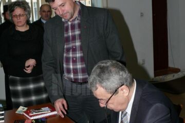 Fostul ministru de Interne Doru Viorel Ursu și-a lansat ultimele cărți la Fălticeni