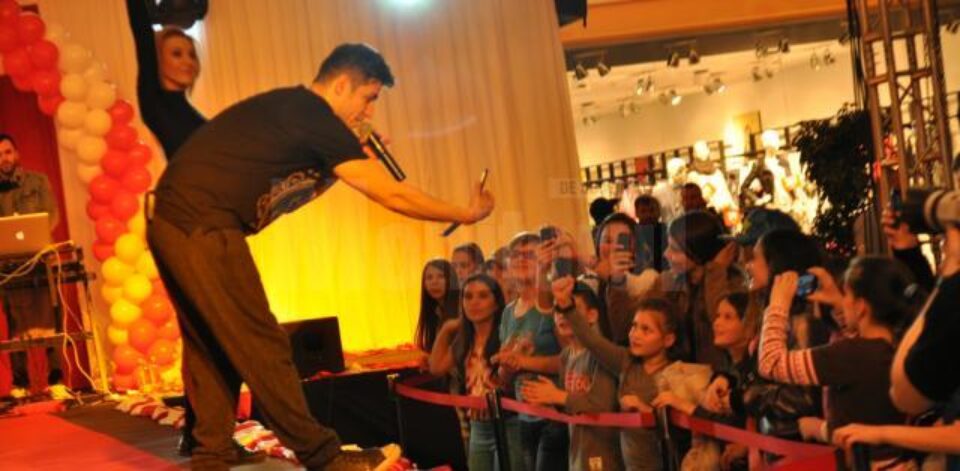 Concert Deep Central, la Shopping City Suceava