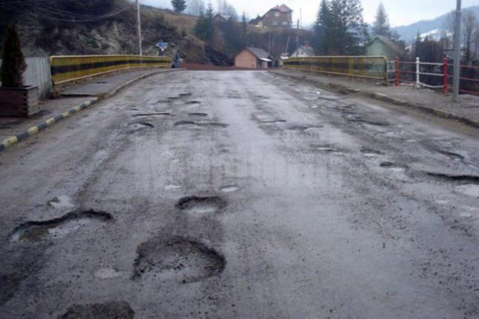 Cel mai prost drum național din județ, fără finanțare și în debut de 2014