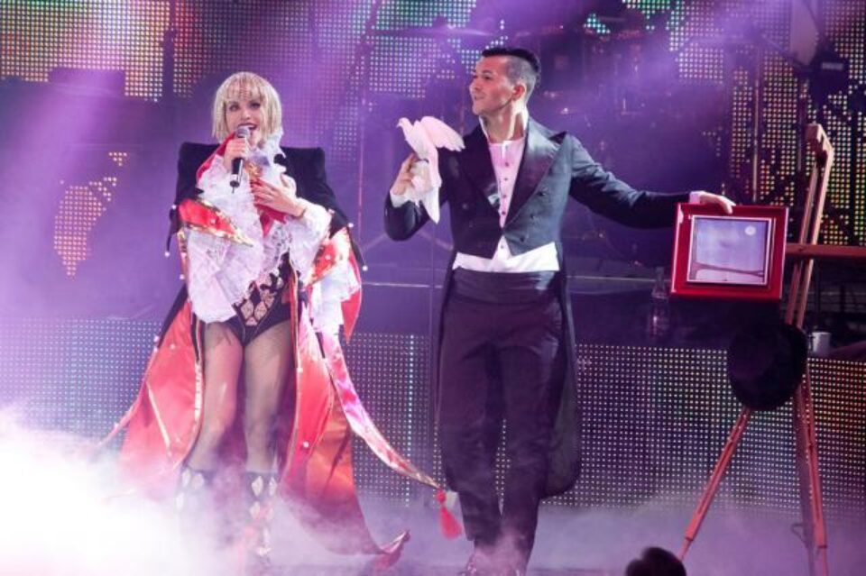 Loredana Groza vrea să împărtășească magicul cu publicul sucevean