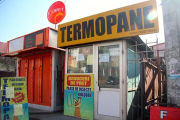 Sediul din Burdujeni pe care apare numărul de telefon la care răspunde Radu Ivaș