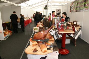 Produsele tradiționale ocupă un loc important în cadrul târgului