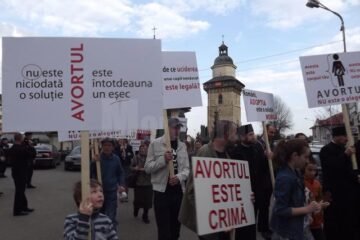 „Marșul pentru viață” a pornit de la Biserica Sf. Dumitru