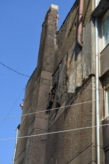 Valoarea pagubelor a fost estimată la aproximativ 250.000 de lei. Foto: www.facebook.com/orasbrosteni