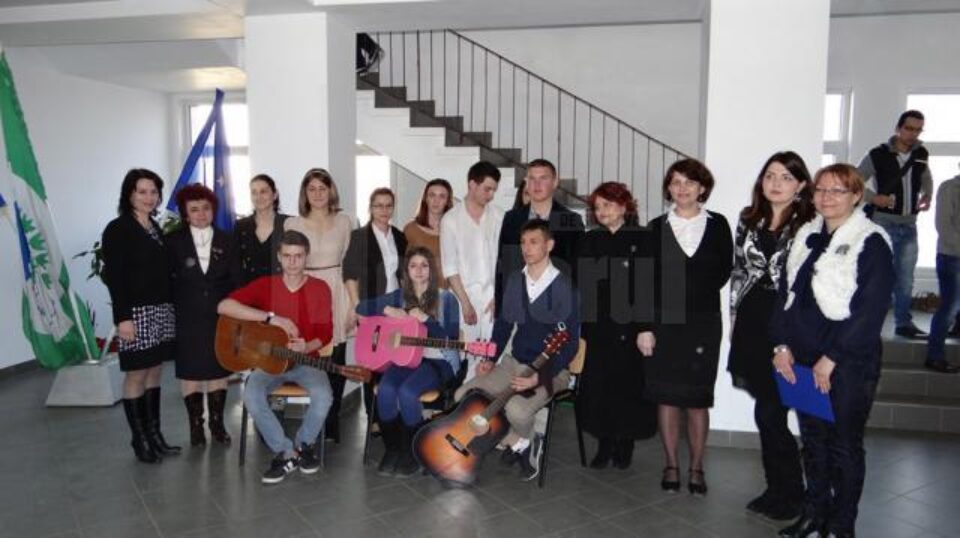 Ziua internațională a francofoniei a fost celebrată de elevii și profesorii Colegiului „Al. I. Cuza”