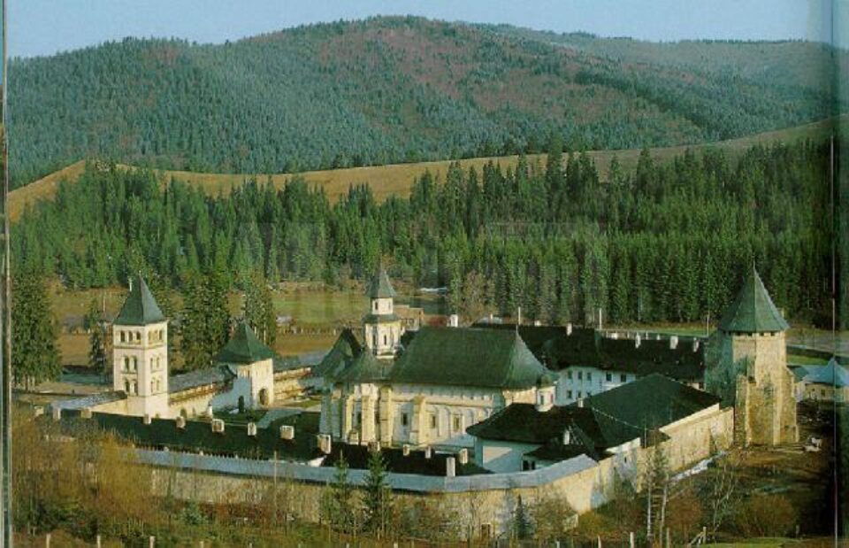 Mănăstirea Putna a primit o finanțare europeană de 3,15 milioane de euro, pentru lucrări de restaurare, modernizare și conservare