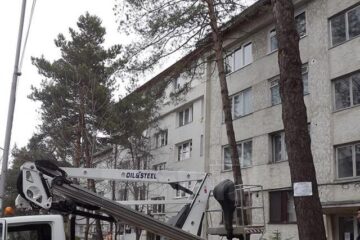 Unul dintre polițiștii trimiși la fața locului i-a dat maximul de amenda tânărului care a sunat la 112