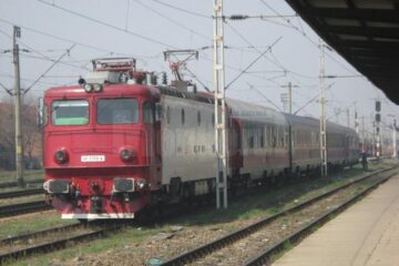 Trecerea la ora de vară din noaptea de sâmbătă spre duminică va avea influențe și asupra mersului trenurilor