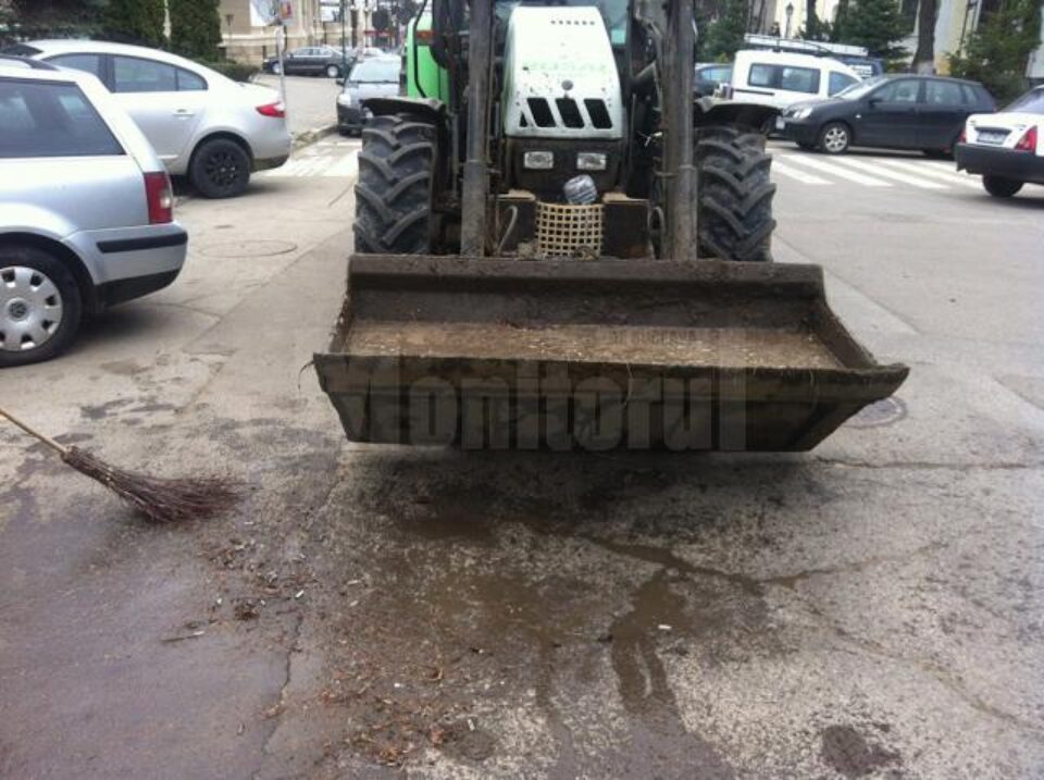 În mod normal, apele și gunoaiele adunate de mașinile de salubrizare trebuie să ajungă în stația de epurare