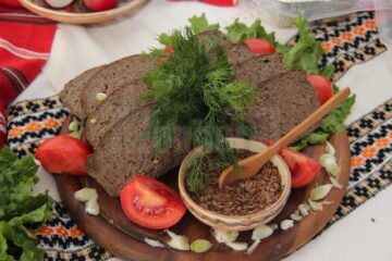 Caș de carne cu ficat și semințe de in