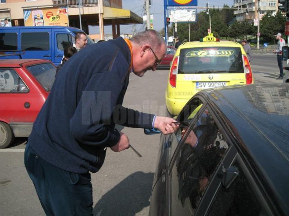 În municipiul Suceava acțiunea de protest a fost condusă de prim-vicepreședintele organizației județene, Orest Onofrei