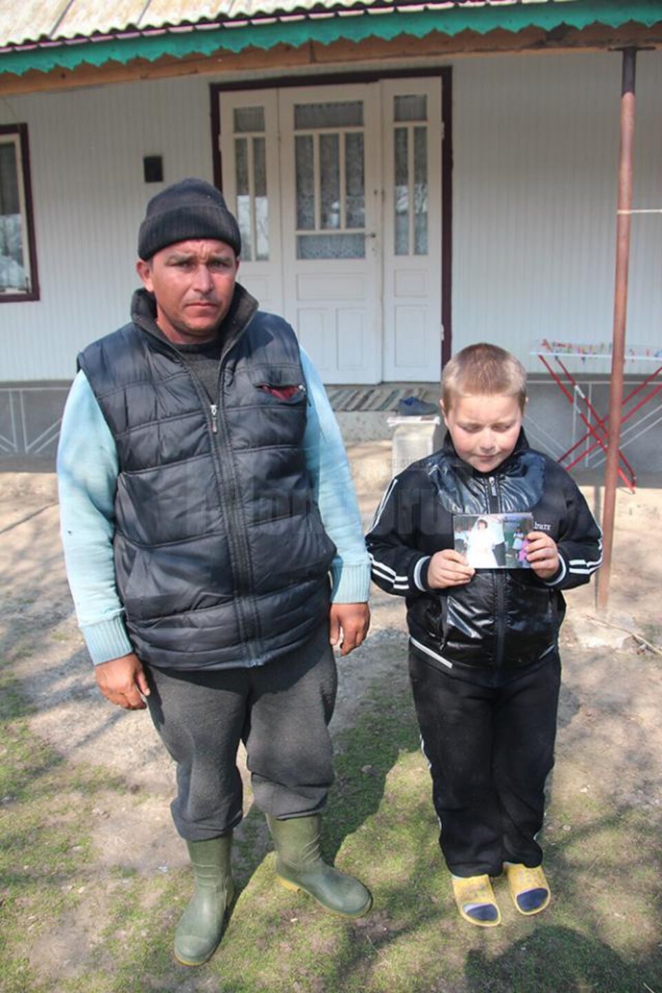 Dumitru Scurtu și fiul său de 11 ani, părăsiți din data de 3 martie