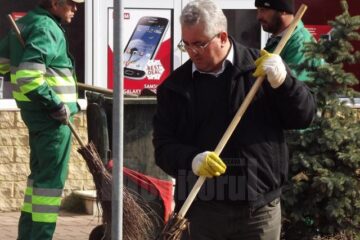 Primarul Sucevei a participat la campania „Toți pentru curățenia orașului”