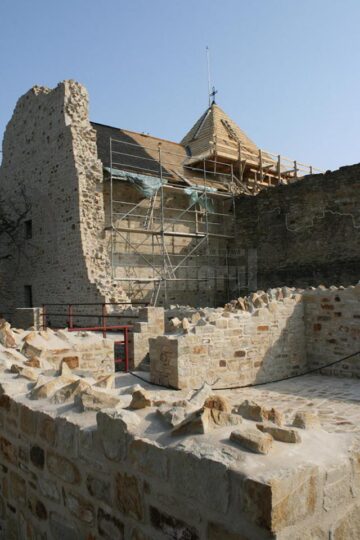 Cetatea de Scaun, în plin proces de refacere