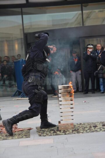 Luptătorii Jandarmeriei au făcut din exercițiile demonstrative un adevărat show