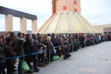 Sute de suceveni au asistat la eveniment