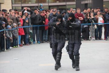 Luptătorii Jandarmeriei au făcut din exercițiile demonstrative un adevărat show
