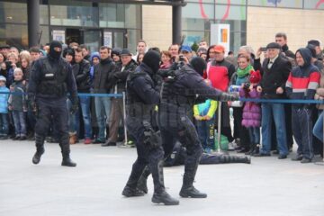 Luptătorii Jandarmeriei au făcut din exercițiile demonstrative un adevărat show