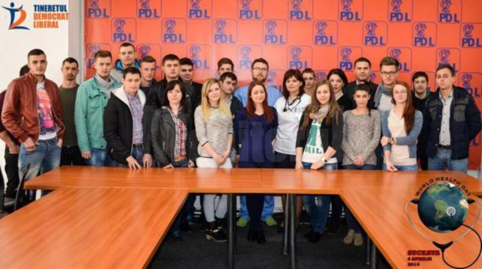 Tinerii democrat-liberali au desfășurat o amplă acțiune pentru controlarea tensiunii arteriale, a glicemiei și a greutății corporale Tinerii democrat-liberali au desfășurat o amplă acțiune pentru controlarea tensiunii arteriale, a glicemiei și a greutății corporale