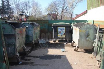 În municipiul Suceava lipsesc cu desăvârșire containerele pentru recuperarea sticlei