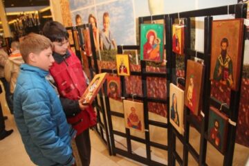 Expoziția de icoane bizantine „Fereastră spre cer”