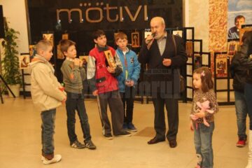 Expoziția „Fereastră spre cer”, ediția a VII-a, la Iulius Mall Suceava