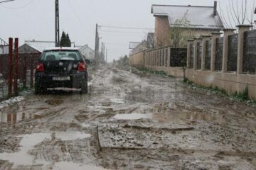 Așa arată străzile din cartierul de vile dintre Burdijeni și Ițcani