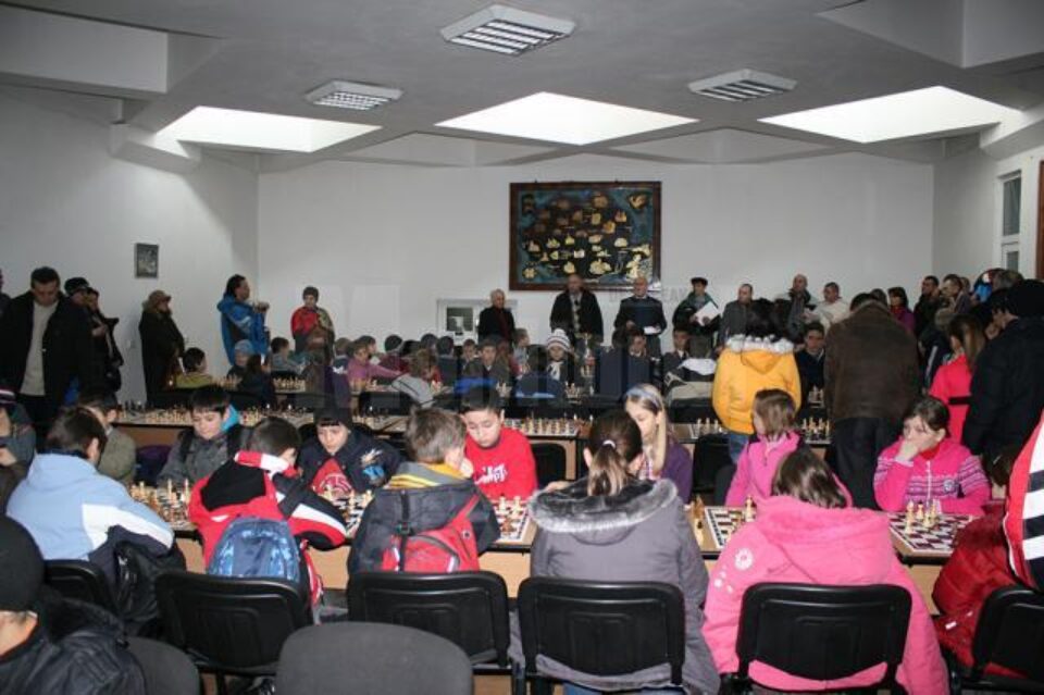 Sala de festivități a Hotelului Zimbru a fost din nou gazda unei competiții de anvergură în plan șahistic