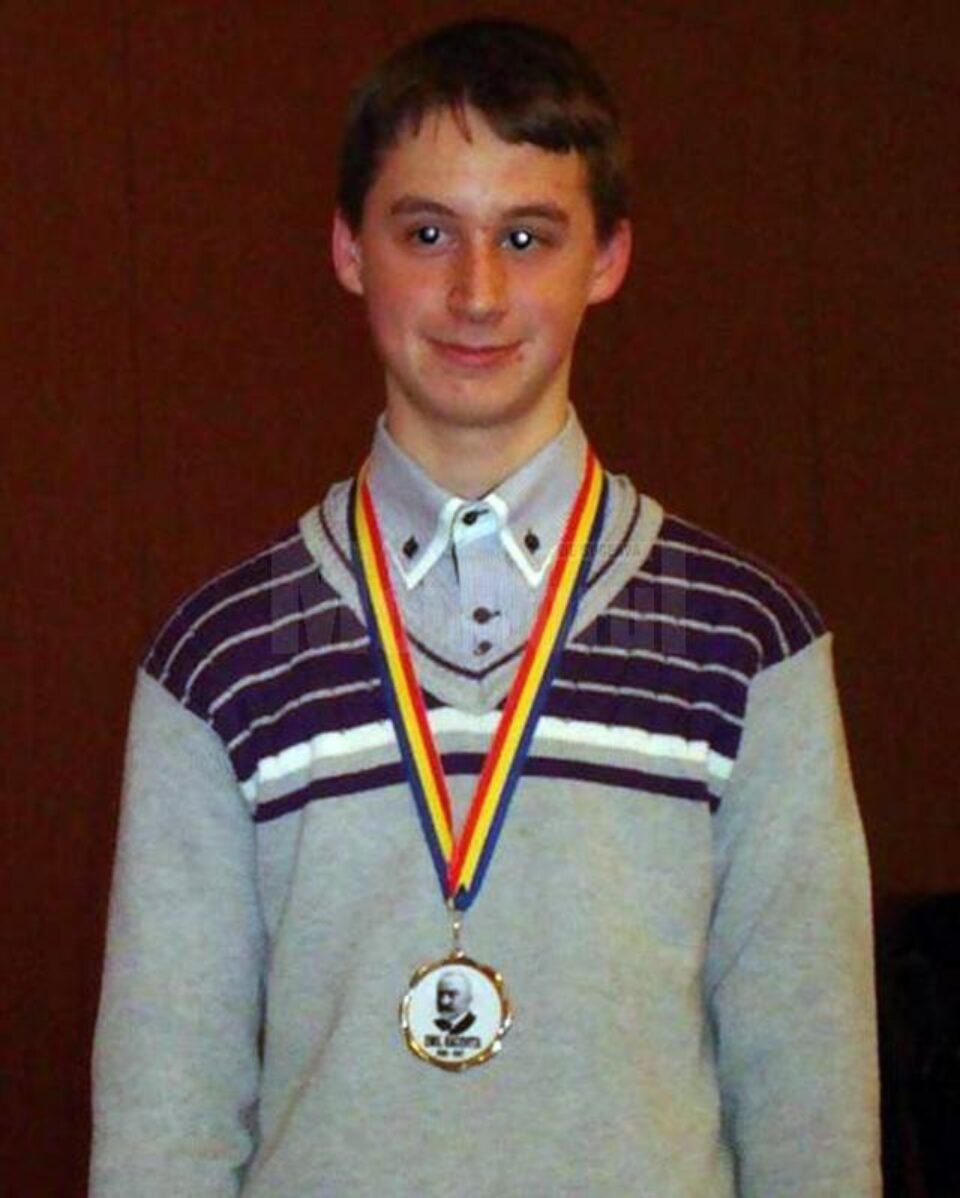 Nicolae Andronic-Gorcea a câștigat premiul I la Naționala de Biologie