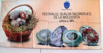 Festivalul Ouălor Încondeiate la Moldovița