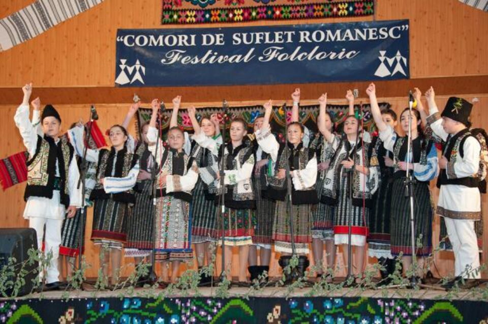 Grupul vocal „Floarea Speranței” - Ilișești