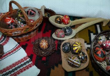 Festivalul Ouălor Încondeiate la Moldovița