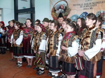 Festivalul Ouălor Încondeiate la Moldovița
