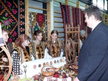 Festivalul Ouălor Încondeiate la Moldovița