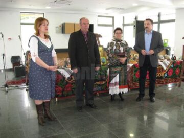 Expoziția „Oul încondeiat - Tradiție și modernitate”, realizată de artistul popular Georgeta Iliuță