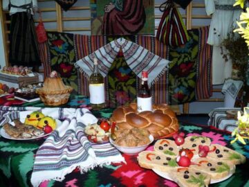 Festivalul Ouălor Încondeiate la Moldovița