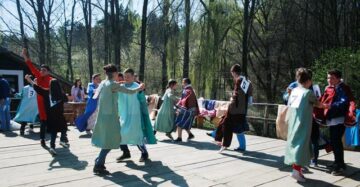 Jocuri medievale la Muzeul Satului Bucovinean