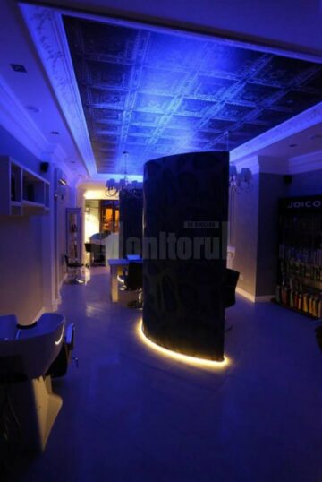 Situat pe Calea Obcinilor nr. 1, Allur Hair&Beauty este deschis de marți până sâmbătă, între orele 09.30-18.00