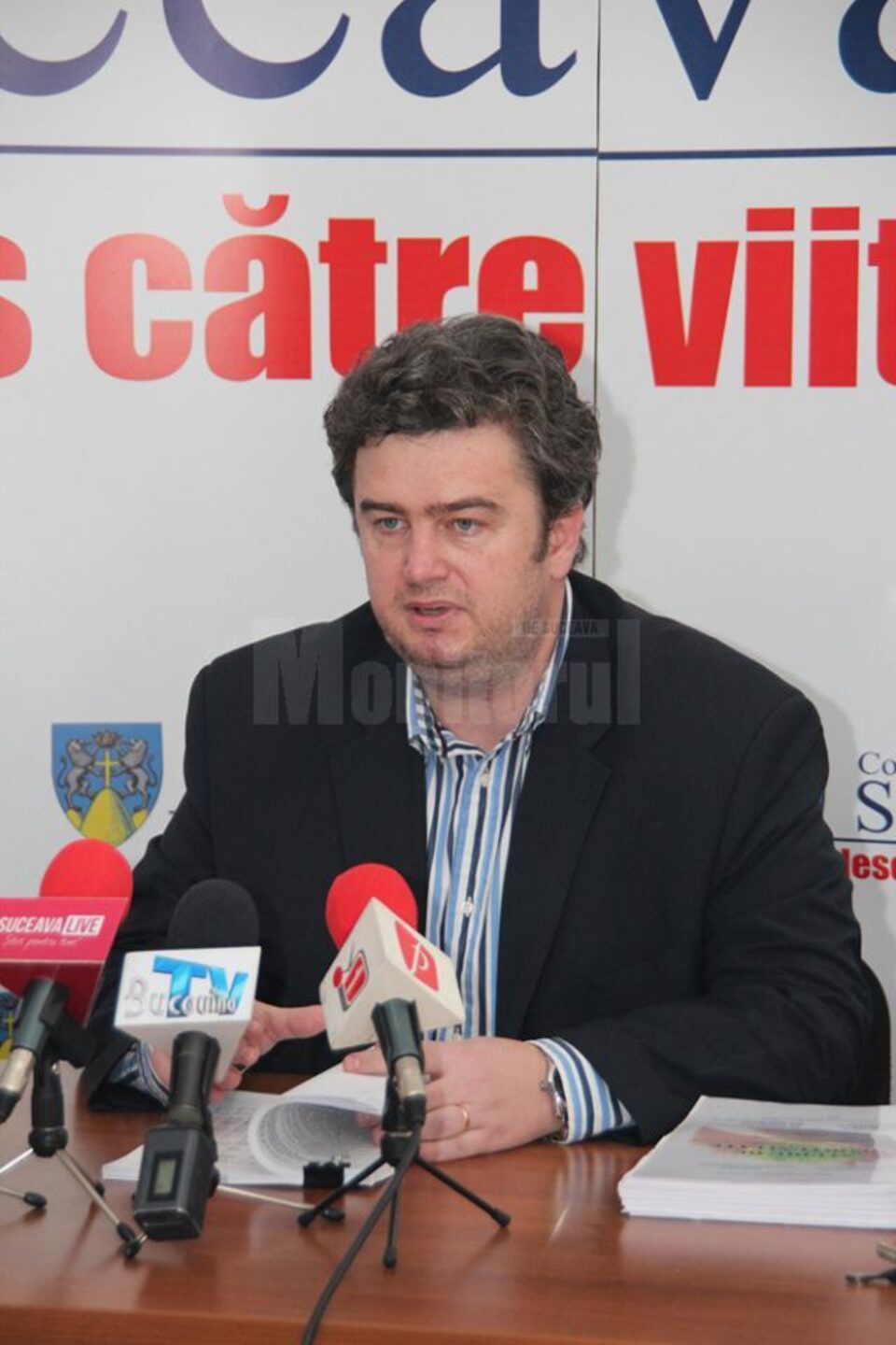 Cătălin Nechifor a declarat că în ciuda dificultăților generate de absența aeroportului operațional, Lumina de la Ierusalim va ajunge în bisericile și mănăstirile din județ Cătălin Nechifor a declarat că în ciuda dificultăților generate de absența aeroportului operațional, Lumina de la Ierusalim va ajunge în bisericile și mănăstirile din județ