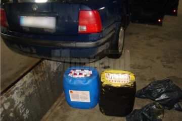 Țigările au fost ascunse în canistre de plastic