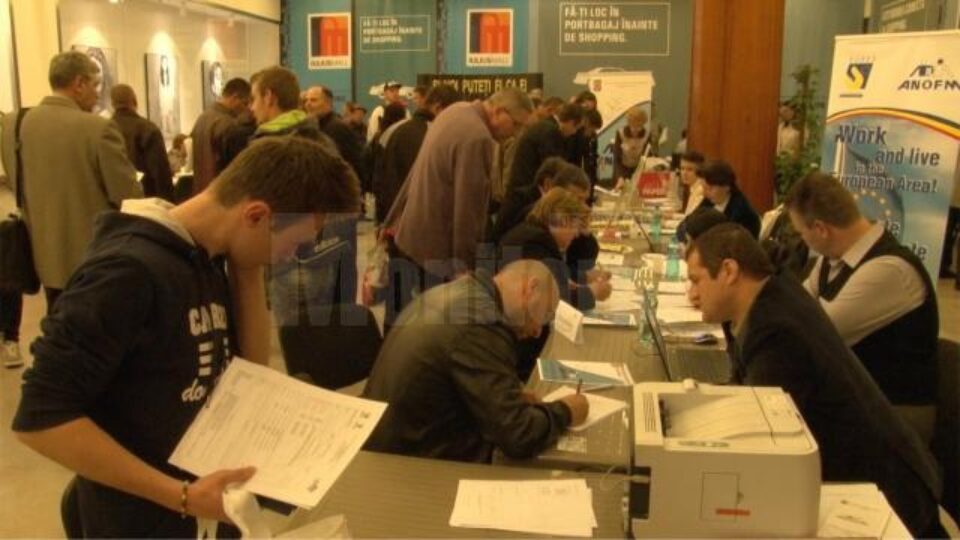 Peste 1.700 de suceveni au participat la Bursa locurilor de muncă