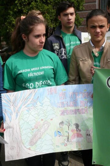 Marșul organizat de Patrula Eco Desire de la Colegiul ,,Vasile Lovinescu''