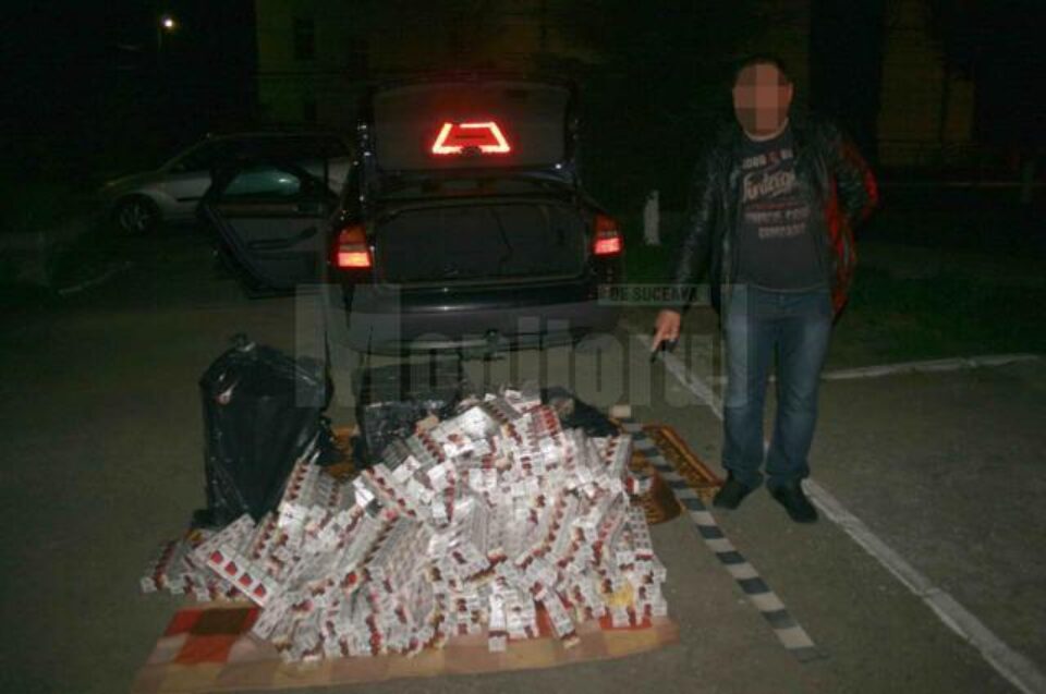 Audi A6 plin cu țigări, depistat în trafic de către polițiștii de frontieră