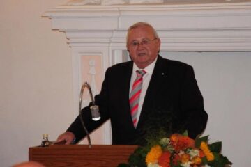 Dr. Georg Simnacher. Foto www.msichenhausen.de